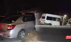 Minibüs ile otomobilin çarpıştığı kazada 14 kişi yaralandı