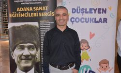 Adana'da Cumhuriyet'in 100. yılı kapsamında öğretmenler resim sergisi açtı