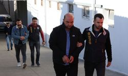 Adana'da "oltalama" yöntemiyle dolandırıcılık yaptıkları iddiasıyla 4 zanlı tutuklandı