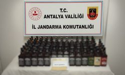 Antalya'da yolcu otobüsünde 93 litre kaçak içki ele geçirildi