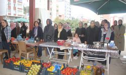 Mersin'de Filistin'e destek için kermes düzenledi