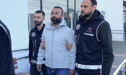 Adana Büyükşehir Belediyesindeki rüşvet iddialarına ilişkin yeniden gözaltına alınan 2 zanlı adli kontrolle salıverildi