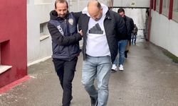 Adana'da dolandırıcılık operasyonunda yakalanan 5 zanlı tutuklandı