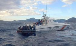 Antalya açıklarında 14 düzensiz göçmen kurtarıldı