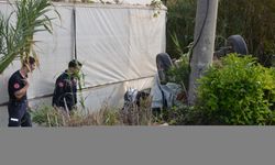 Antalya'da şarampole devrilen otomobili kullanan genç öldü