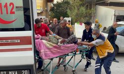Antalya'da yangında dumandan etkilenen bir kişi hastaneye kaldırıldı