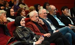 Finike Belediyesi Türk Müziği Topluluğu konser verdi