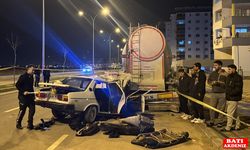 Park halindeki tıra çarpan otomobildeki 1 kişi öldü, 4 kişi yaralandı