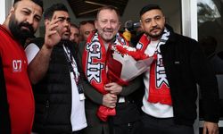 Antalyaspor'un anlaştığı teknik direktör Sergen Yalçın, Antalya'ya geldi
