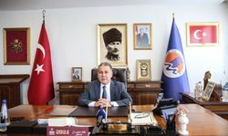 Mersin Üniversitesi Rektörü Yaşar, AA'nın "Yılın Kareleri" oylamasına katıldı