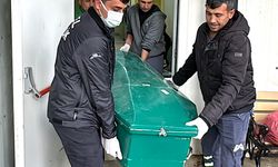 Mersin'de otobüs kazasında ölen 9 kişiden 8'inin cenazesi ailelerince teslim alındı