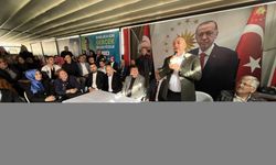 AK Parti Antalya Milletvekili Çavuşoğlu, Kumluca'da ziyaretlerde bulundu