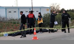 Adana'da otomobille işçi servisinin çarpışması sonucu 2 kişi öldü, 14 kişi yaralandı