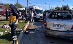 Antalya'da minibüsle cipin çarpıştığı kazada 12 kişi yaralandı
