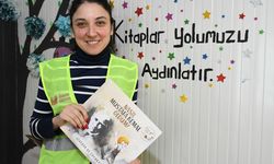 Gönüllü sağlık çalışanı depremlerden sonra Hatay'a 19 kütüphane kazandırdı