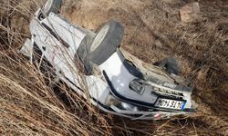 Kahramanmaraş'ta şarampole devrilen otomobildeki 1 kişi öldü, 1 kişi yaralandı