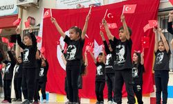 Muratpaşa'da İstiklal Marşı'nın Kabulü ve Mehmet Akif Ersoy'u Anma Günü kutlandı