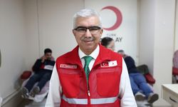 Türk Kızılay iftar sonrası kan bağışında bulunmak isteyenleri bekliyor