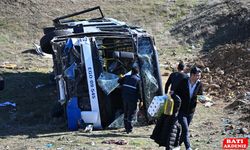 Belediye otobüsünün şarampole devrilmesi sonucu 16 kişi yaralandı