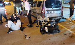 Motosiklet yayalara çarptığı kazada 1 kişi öldü, 2 kişi yaralandı