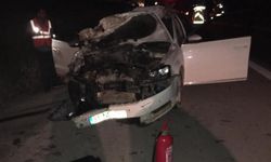 Tırla çarpışan otomobilin sürücüsü öldü