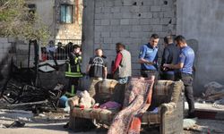 Mersin'de hurdalıkta çıkan yangında bir çocuk öldü