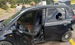 Antalya'da trafik kazasında 1 kişi öldü, biri bebek 2 kişi yaralandı