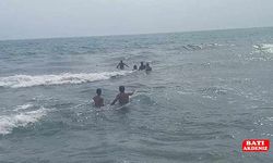 Finike'de denize giren emekli polis boğuldu