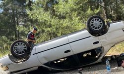 Mersin'de takla atan otomobilin sürücüsü öldü, 2 kişi yaralandı