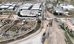 Malatya'da yol çalışmaları sürüyor