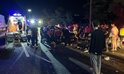 Anadolu Otoyolu'nda meydana gelen trafik kazasında 5 kişi yaralandı