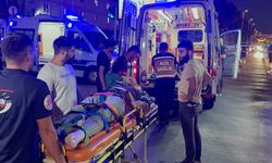 Antalya Yolunda Feci Kaza: Traktör ile Otomobil Çarpıştı 4 kişi yaralandı