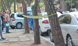 Boşanma aşamasındaki eşini yaralayıp yanındaki arkadaşını öldüren kişi intihar etti