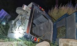 Devrilen hafif ticari aracın sürücüsü hayatını kaybetti