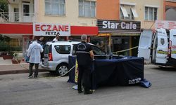 Antalya'da bir kanser hastası, tedavisi gördüğü hastane önündeki aracında ölü bulundu