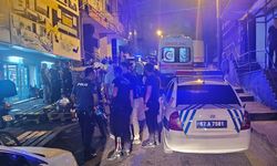 Uygulama yapan polis memuru motosikletin çarpması sonucu yaralandı