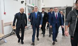 AK Parti Sözcüsü Çelik trafikte çıkan kavgada yaralanan kişinin ailesiyle görüştü