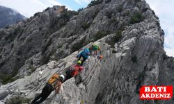 Olimpos'ta düzenlenen Kaya Tırmanışı Şenliği başladı