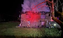 İki katlı evde çıkan yangın söndürüldü