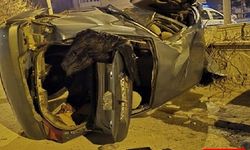 Otomobilin hurdaya döndüğü kazada 5 kişi yaralandı