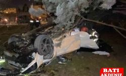 Bariyerleri aşıp takla attı, 1 yaralı
