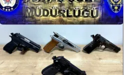 Adıyaman'da şüpheli araçlarda tabanca ele geçirildi