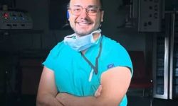 Tedavisini yapan doktora 'kesici' aletle saldırdı!