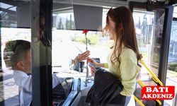 Toplu ulaşımda kadınlara 8 Mart sürprizi