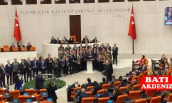 Siyasetin Kalbi Durdu! TBMM Önder İçin Ara Verdi