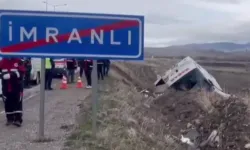 Otobüs devrildi: 2 ölü, 23 yaralı