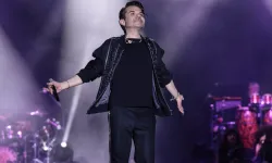 Festivalde Kenan Doğulu coşkusu! Sahneyi salladı!