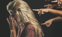 Akran zorbalığı: Tokat, tehdit ve travma