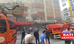 Kumluca’da Eski Belediye İş Hanı’nda Yangın Paniği!
