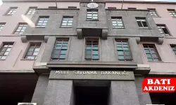 "Elinden Silahı Al, Sopa Ver" Sözlerine MSB'den Cevap Gecikmedi!